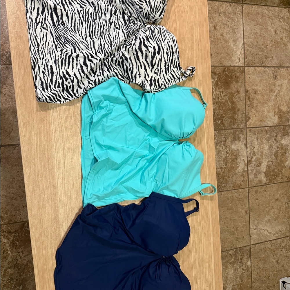 Victoria's Secret tankini 34ddd lot